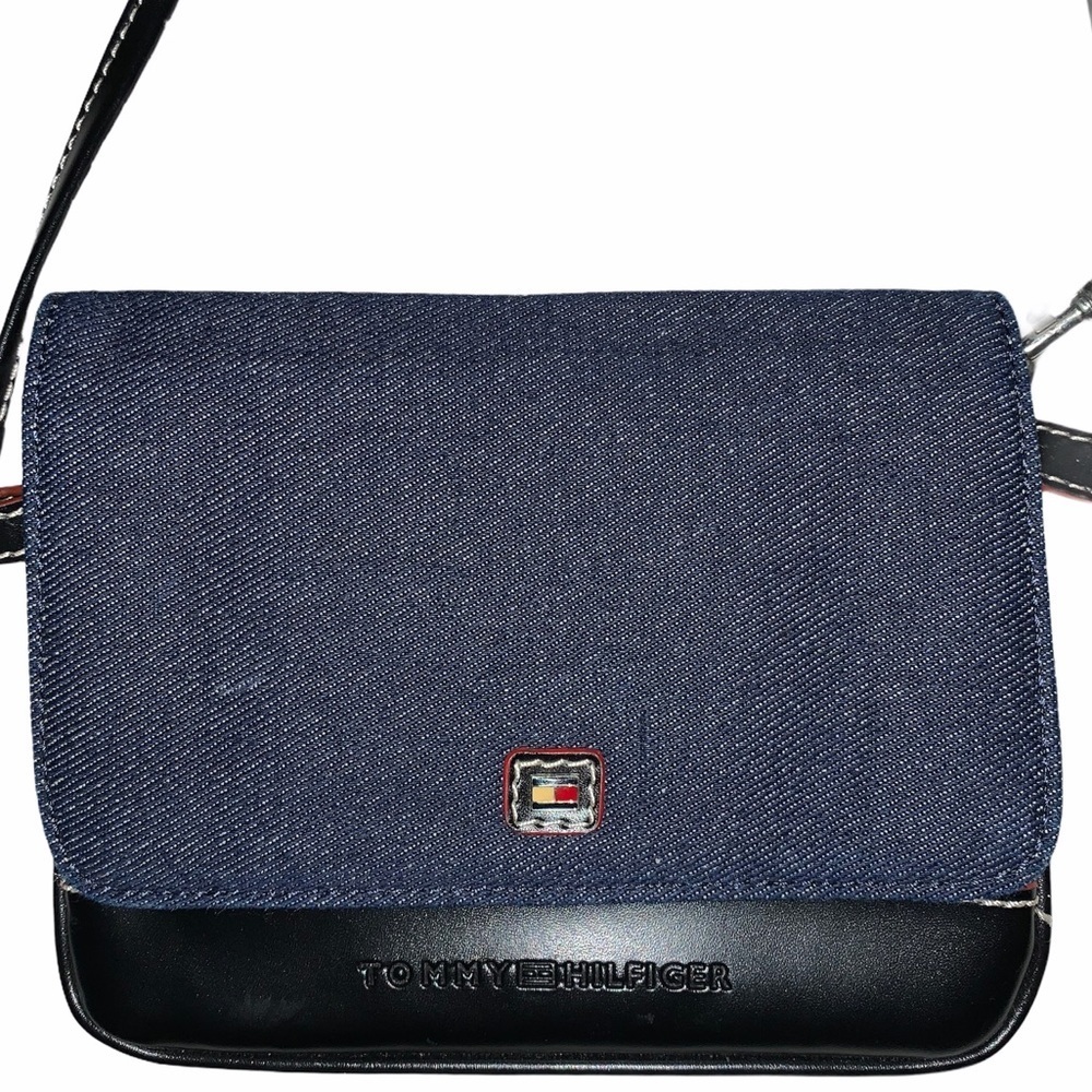 Tommy Hilfiger mini wallet purse